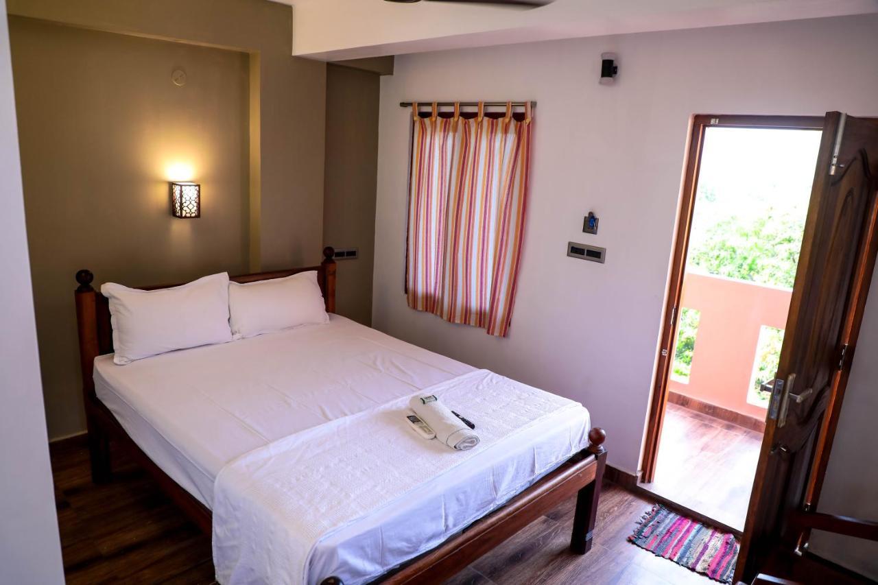 French Villa Puducherry Eksteriør billede