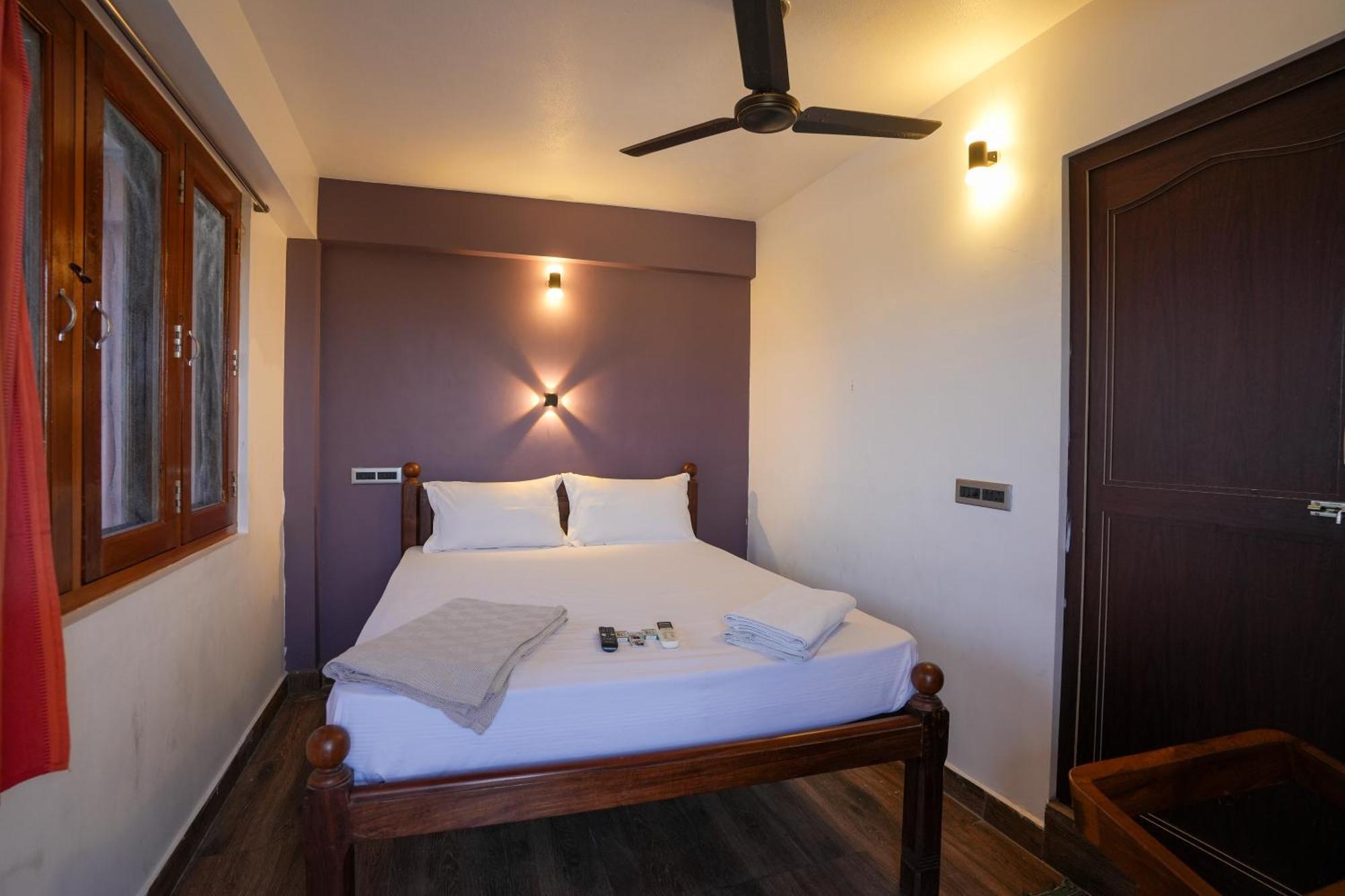 French Villa Puducherry Eksteriør billede