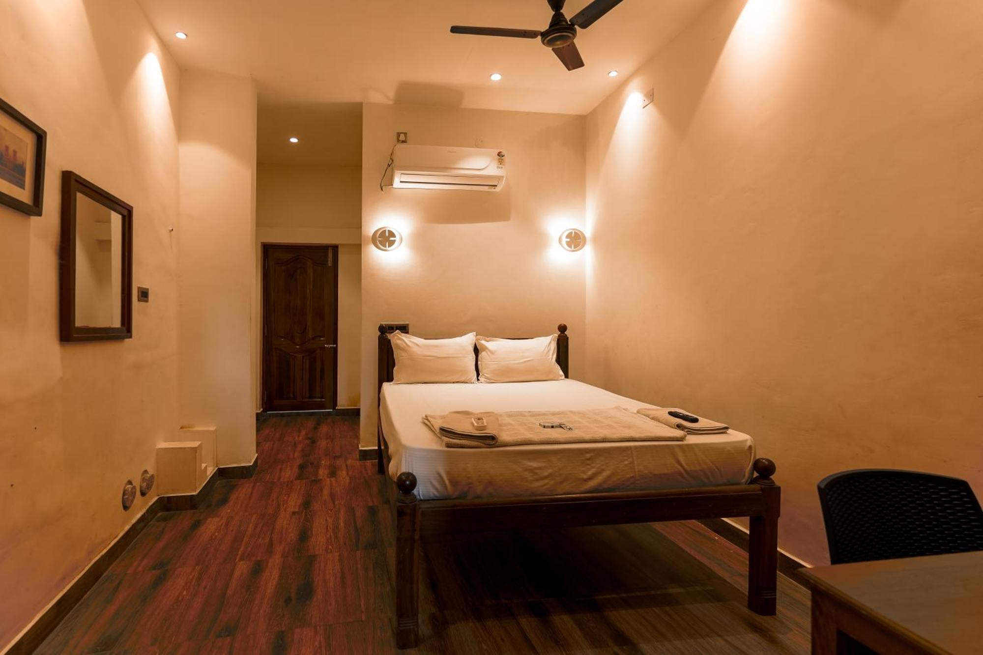 French Villa Puducherry Eksteriør billede