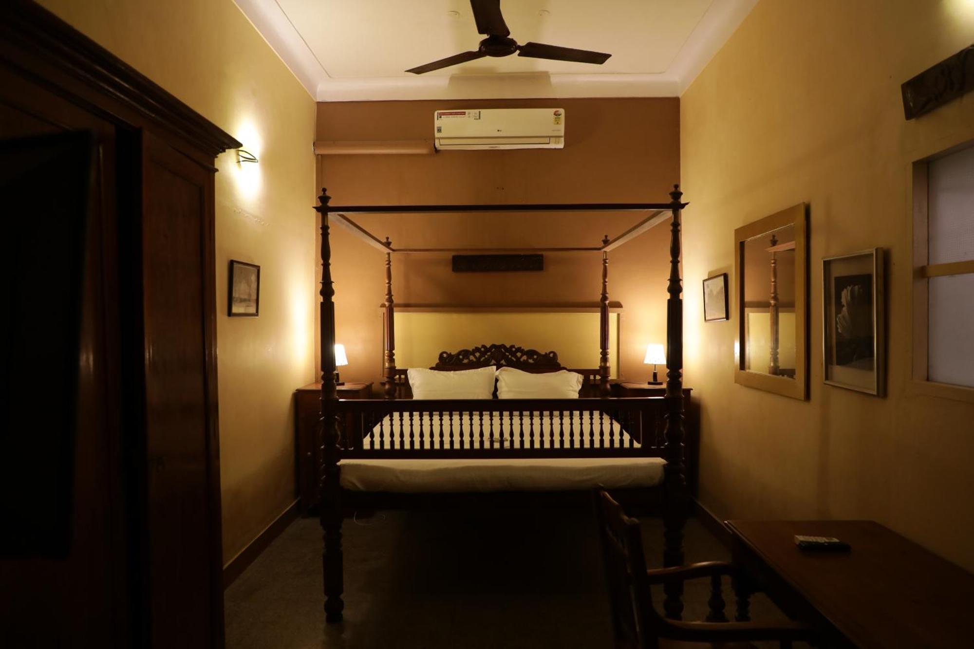French Villa Puducherry Eksteriør billede