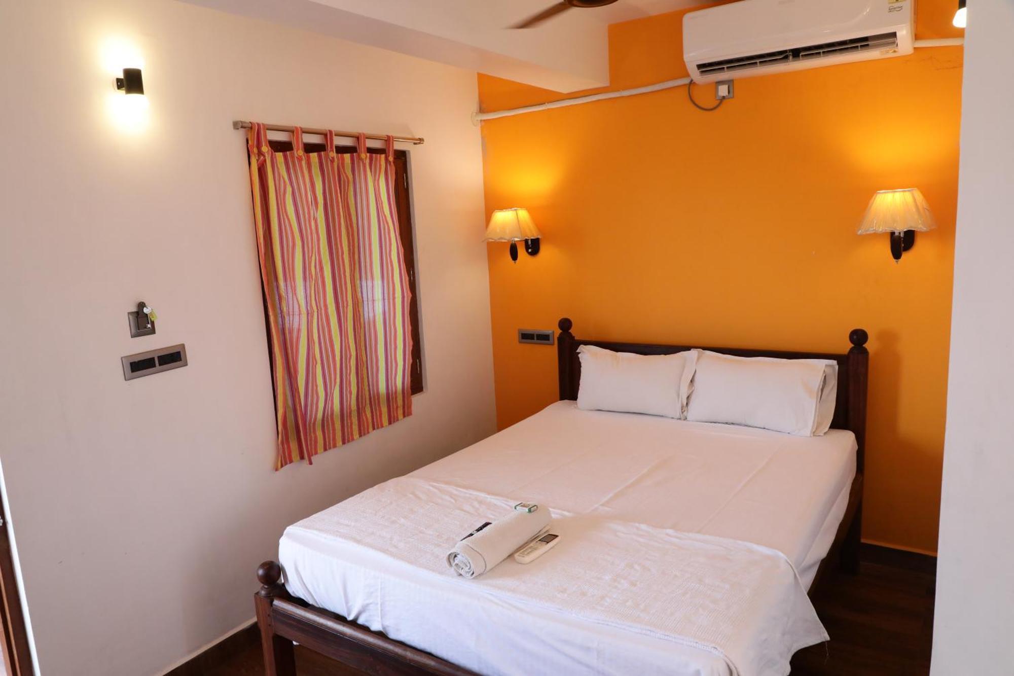 French Villa Puducherry Eksteriør billede