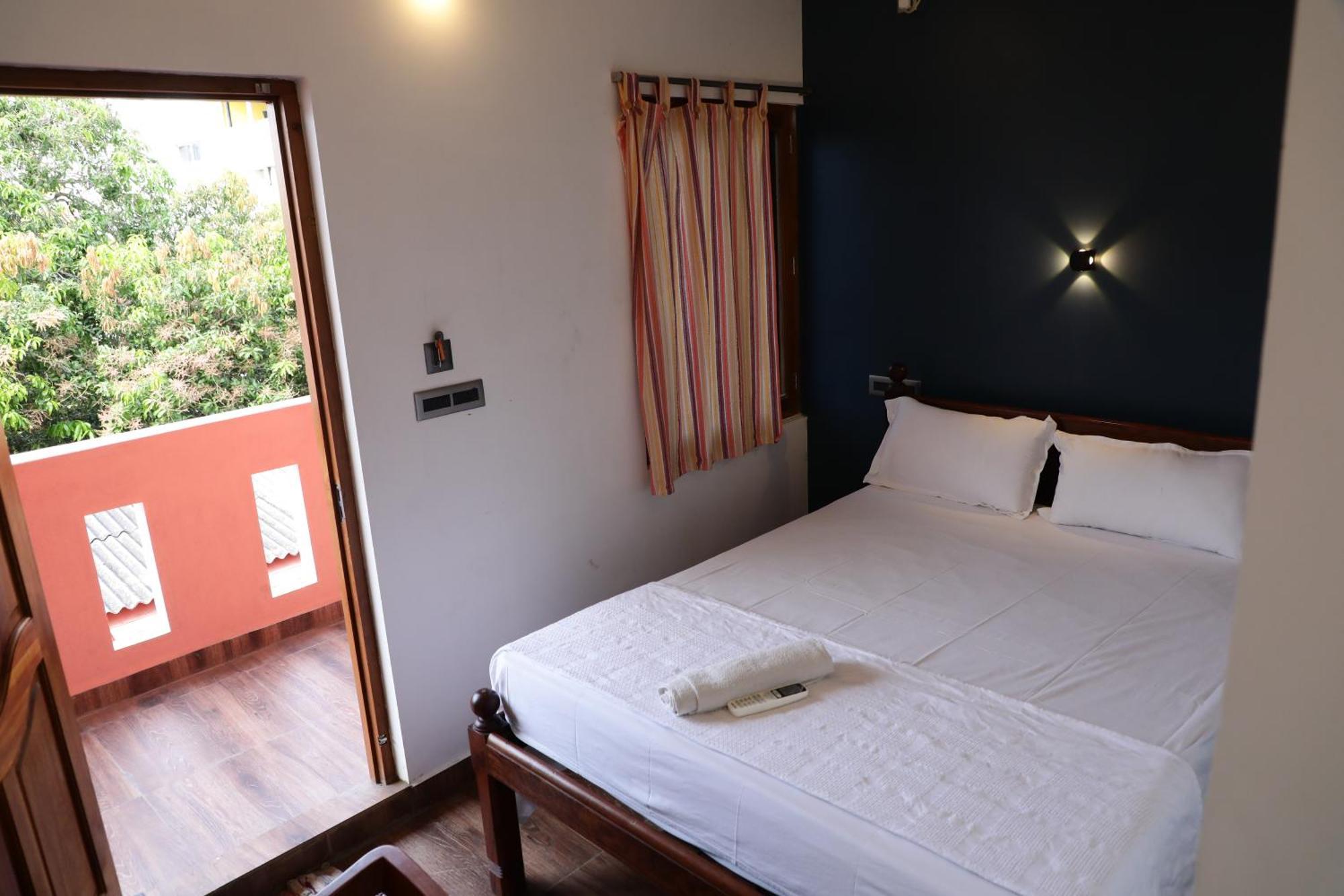 French Villa Puducherry Eksteriør billede