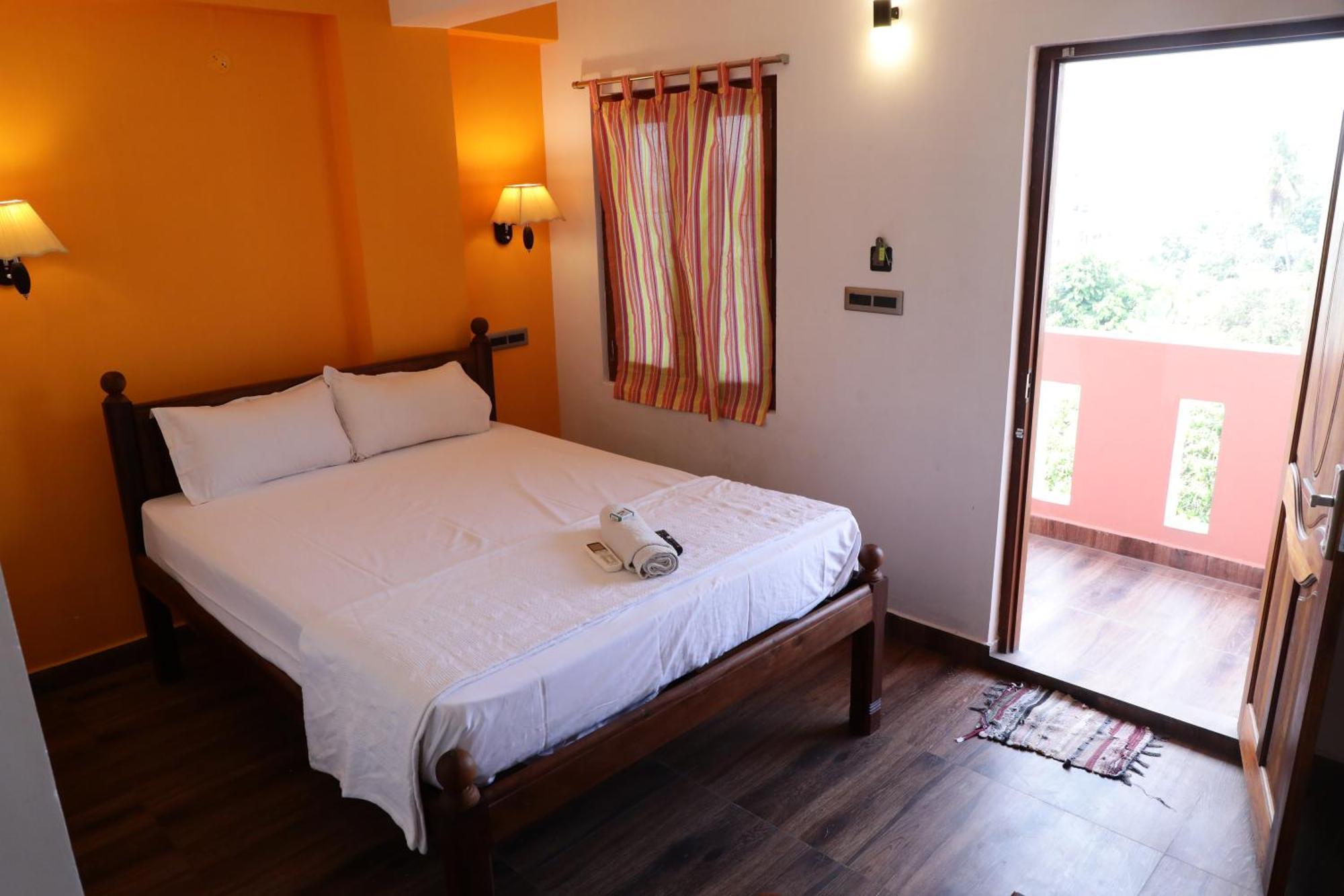 French Villa Puducherry Eksteriør billede